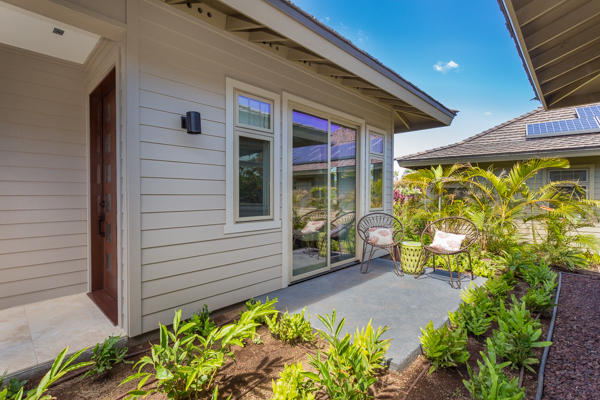 Big Island New Construction Luxury Villa Four bedroom Main House Guest Cottage