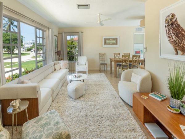 Three Bedroom Marco Island Home Private Pool Sleeps 8 Guests