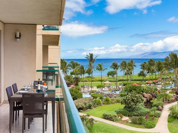 Maui Oceanfront Vacation Rental - Two Bedroom Kaanapali Beach Luxury Resort Condo