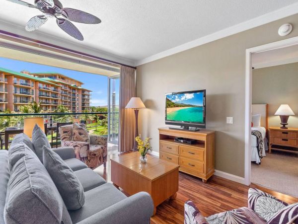 Maui Oceanfront Vacation Rental - Two Bedroom Kaanapali Beach Luxury Resort Condo
