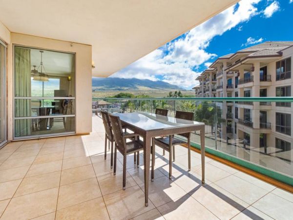 Partial Ocean Views Kaanapali Vacation Condo Two Bedroom