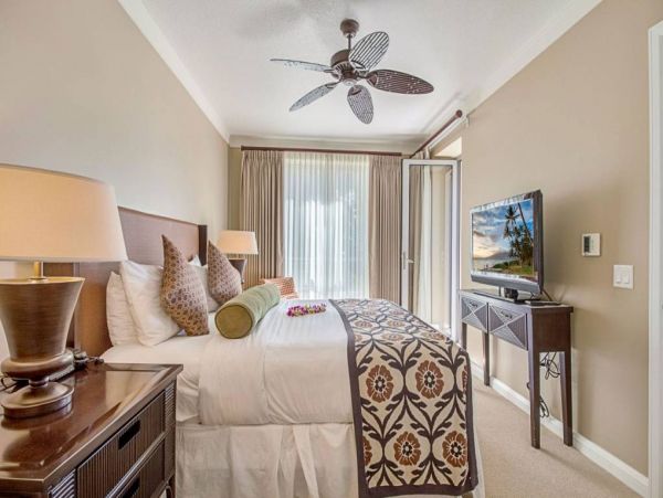 A Large Lanai and Beautiful Interior Maui