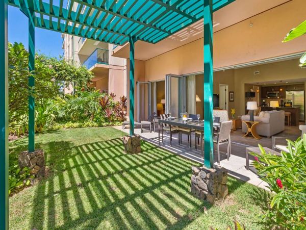 Ground Floor Spacious 2 Bed 2 Bath Condo