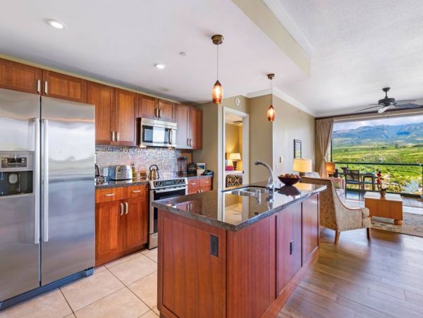 Luxury Kaanapali Vacation Penthouse with Ocean Views