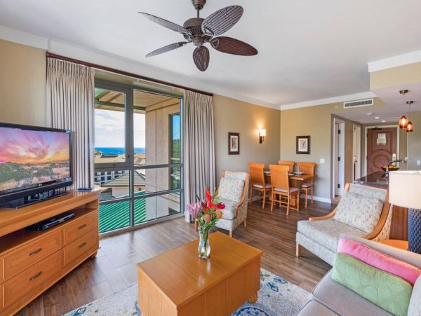 Luxury Kaanapali Vacation Penthouse with Ocean Views