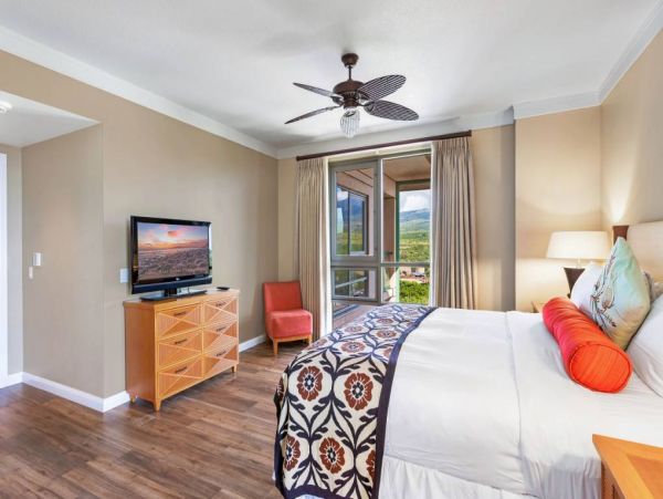 Luxury Kaanapali Vacation Penthouse with Ocean Views
