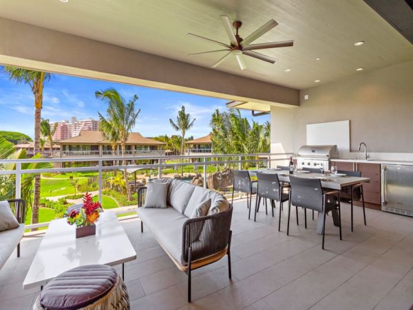 Luxurious 6 Bedroom Vacation Condo Sleeps 16 Guests