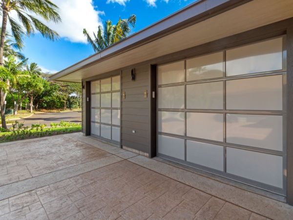 Luxurious 6 Bedroom Vacation Condo Sleeps 16 Guests
