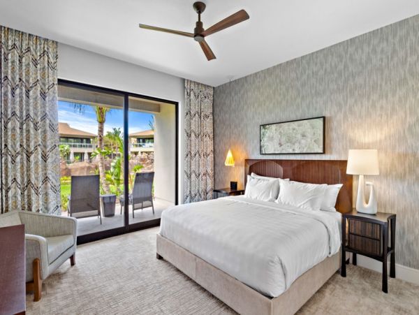 Luxurious 6 Bedroom Vacation Condo Sleeps 16 Guests