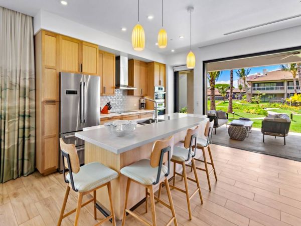 Pre Maui Luxury Vacation Villa Over 4,000 Sq Ft.