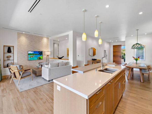 Amazing 6 Bedroom Lahaina Luxury Villa/Condo