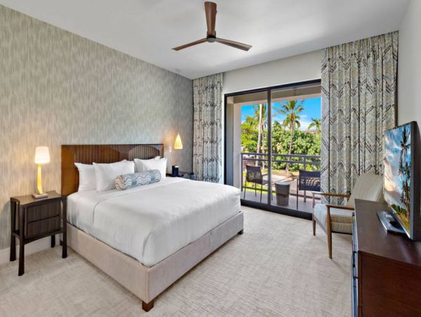 Amazing 6 Bedroom Lahaina Luxury Villa/Condo
