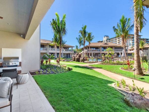 Luxury Maui Six Bedroom Splendor