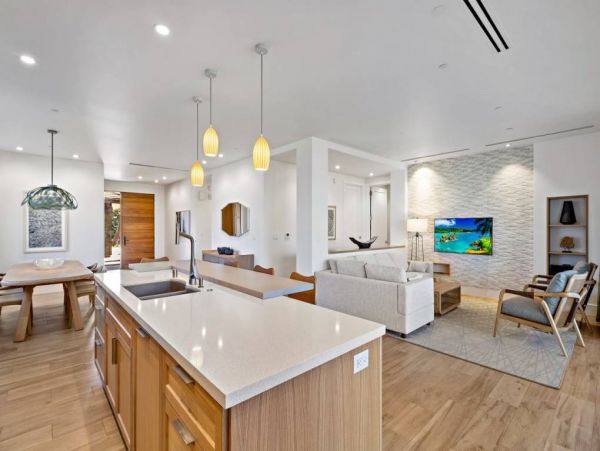 Luxury Maui Six Bedroom Splendor