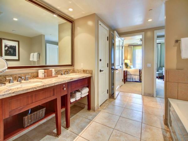 West Side Deluxe/   Partial Ocean with Epic Mountain Views