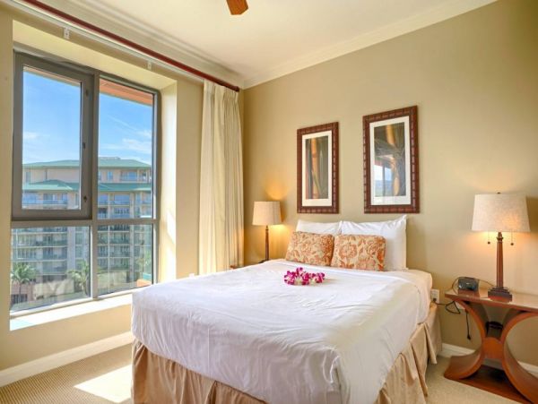 West Side Deluxe/   Partial Ocean with Epic Mountain Views