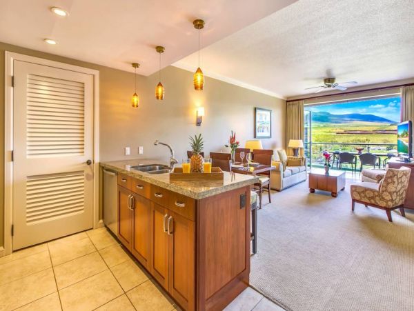 West Side Deluxe/   Partial Ocean with Epic Mountain Views