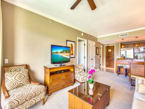 West Side Deluxe/   Partial Ocean with Epic Mountain Views