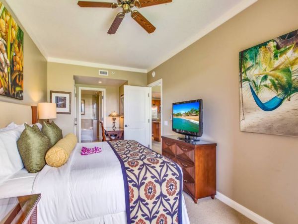 West Side Deluxe/   Partial Ocean with Epic Mountain Views