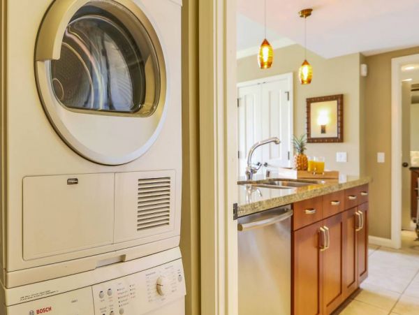 West Side Deluxe/   Partial Ocean with Epic Mountain Views
