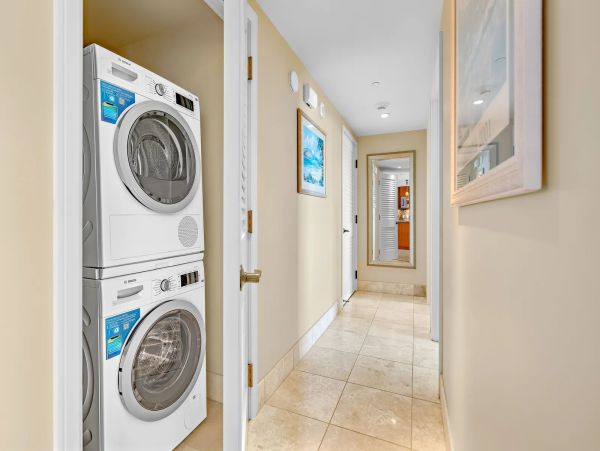 Luxury 6 Bedroom Vacation Rental Sleeps 16 Guests