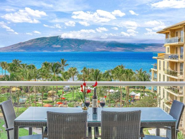 Luxury 6 Bedroom Vacation Rental Sleeps 16 Guests