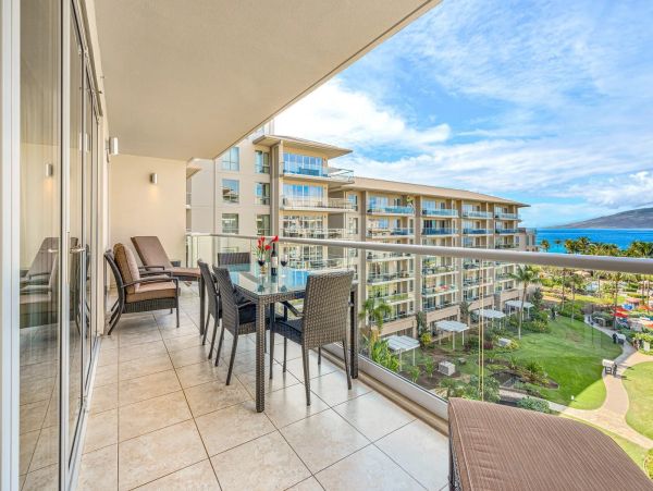 Luxury 6 Bedroom Vacation Rental Sleeps 16 Guests