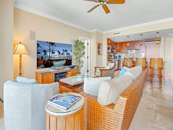 Luxury 6 Bedroom Vacation Rental Sleeps 16 Guests
