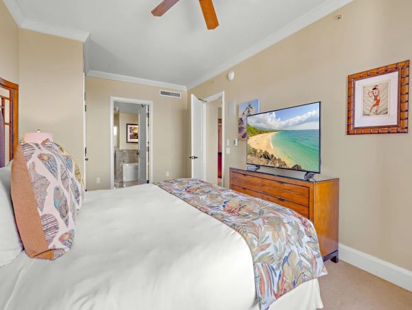 Luxury 6 Bedroom Vacation Rental Sleeps 16 Guests