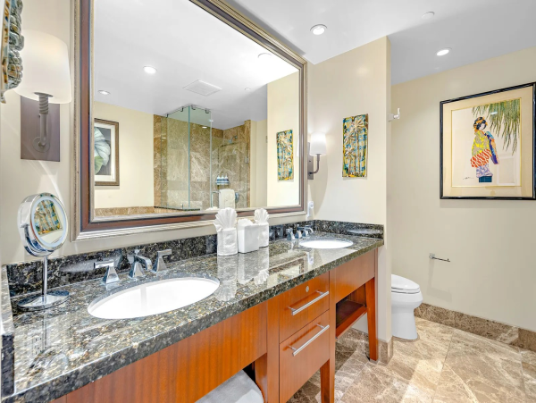Luxury 6 Bedroom Vacation Rental Sleeps 16 Guests
