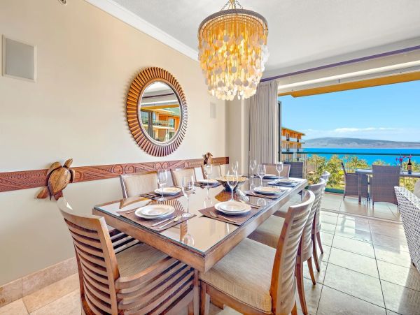 Luxury 6 Bedroom Vacation Rental Sleeps 16 Guests