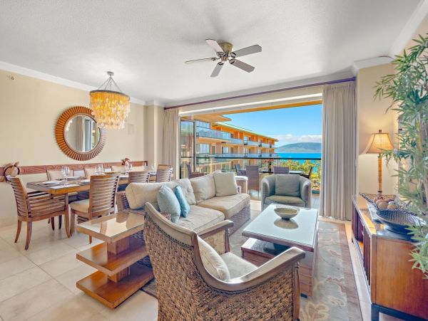 Luxury 6 Bedroom Vacation Rental Sleeps 16 Guests