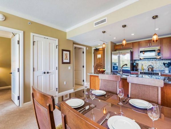 Luxury Oceanview Suites in Maui - Perfect for Families & Groups