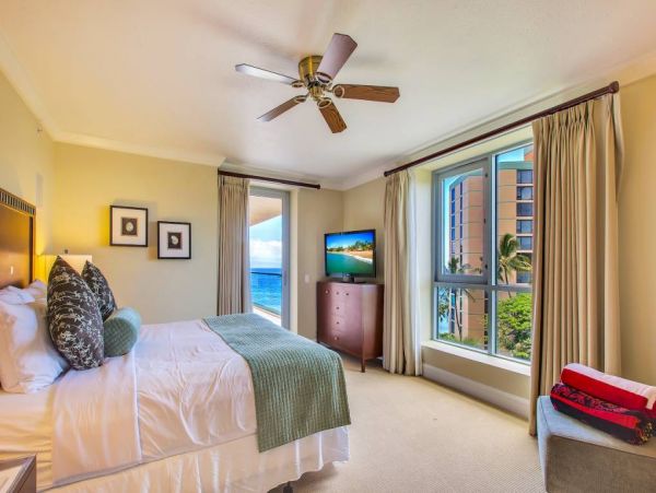 Gorgeous 6 Bedroom Condo with Amazing Views