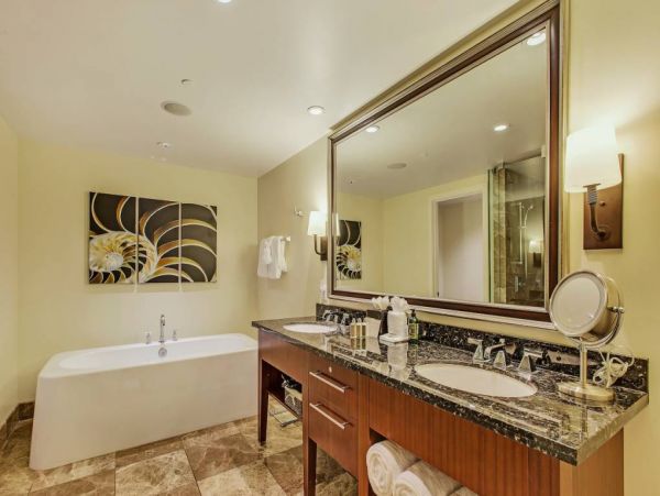 Gorgeous 6 Bedroom Condo with Amazing Views