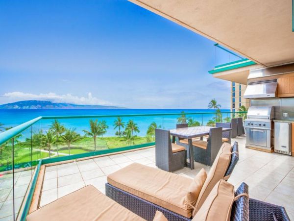 Gorgeous 6 Bedroom Condo with Amazing Views