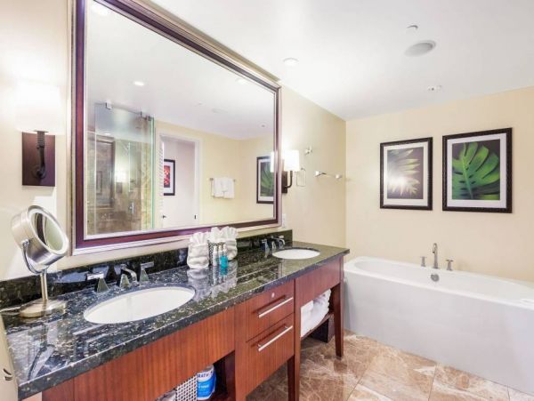 Gorgeous 6 Bedroom Condo with Amazing Views