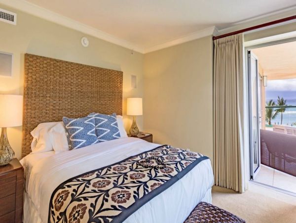 Kaanapali Oceanfront 6-Bedroom Haven of Luxury and Serenity