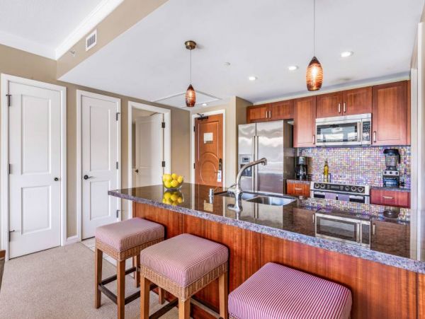 Kaanapali Beachfront Four Bedroom Vacation Rentals