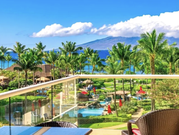 Luxury 4 bedroom Condo with Ocean View in Kaanapali