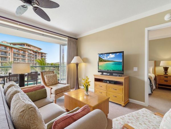 Luxury 4 bedroom Condo with Ocean View in Kaanapali