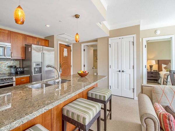 Maui Combined Accommodation Sleeps up to 10 Guests- Beach
