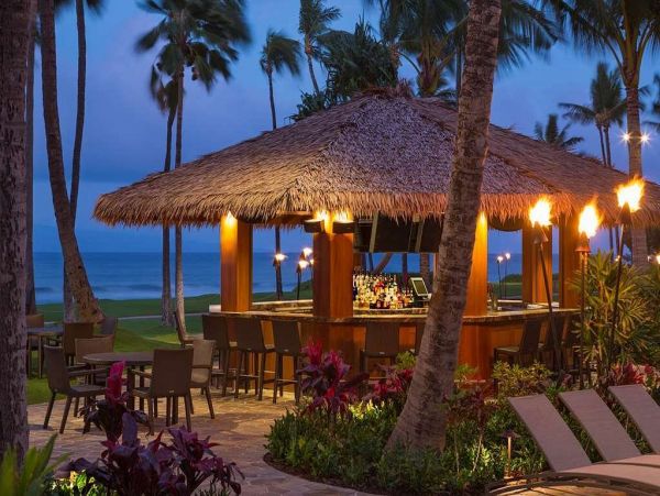 Beachfront 3 Bedroom Condo with Full Ocean View