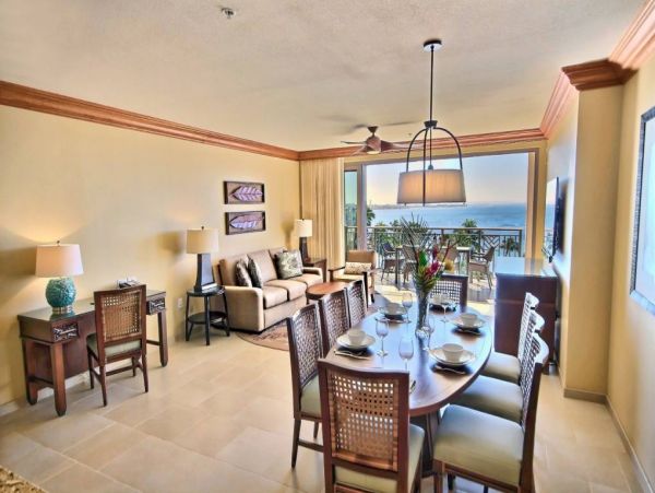Beachfront 3 Bedroom Condo with Full Ocean View