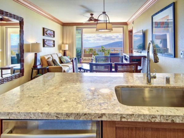 2 Bedroom Oceanfront in Kaanapali Residence Club