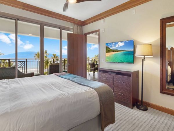 2 Bedroom Oceanfront in Kaanapali Residence Club