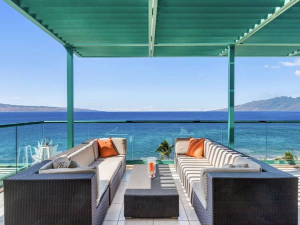 Three Bedroom Luxury Maui Penthouse- Views Views!