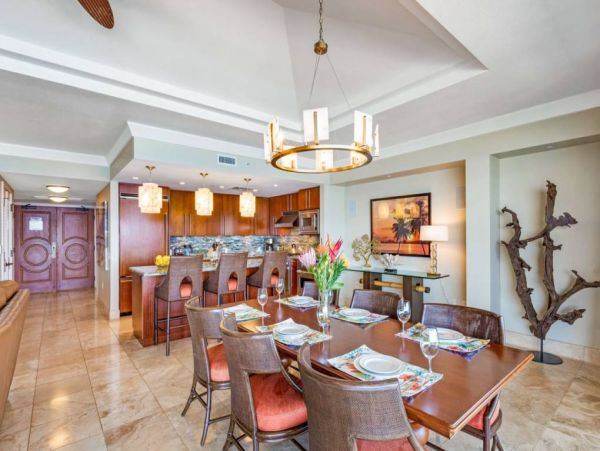 Three Bedroom Luxury Maui Penthouse- Views Views!