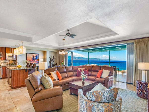 Three Bedroom Luxury Maui Penthouse- Views Views!