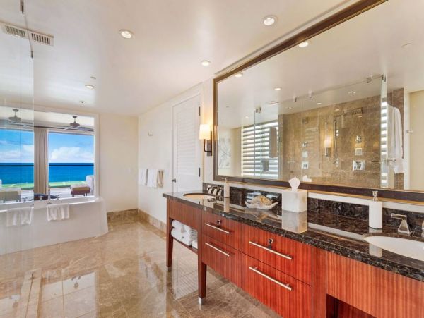 Three Bedroom Luxury Maui Penthouse- Views Views!